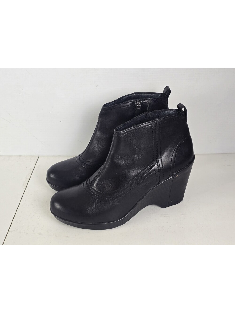 Dansko Leanna Boots Womens 41 Ankle Bootie Side Zip Wedge Heels Leather Black